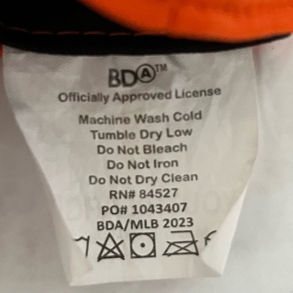 MLB Giants Reversible Youth Jersey Shirt size Large - Picture 6 of 6